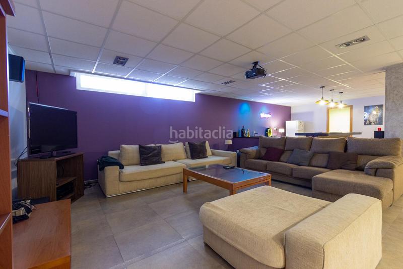 Foto 2ed4ecee-5cb9-42c5-bf0b-9fe282849a70. Xalet amb calefacció aparcament piscina a Almajada-Ravel Mutxamel