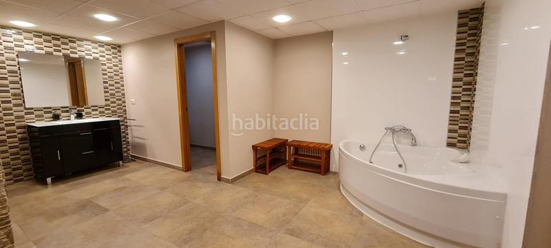 Foto 7871f933-bc6a-41fe-9124-f959f94eed7d. Xalet amb calefacció aparcament piscina a Almajada-Ravel Mutxamel