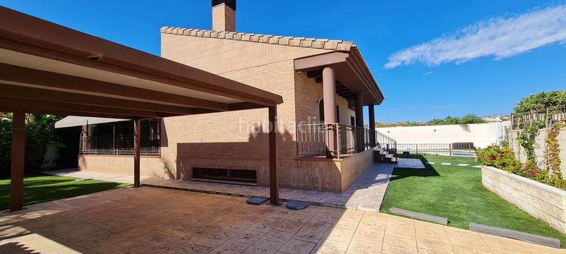 Foto 8bea9eff-0c8b-4826-95f9-408663d6afa0. Xalet amb calefacció aparcament piscina a Almajada-Ravel Mutxamel