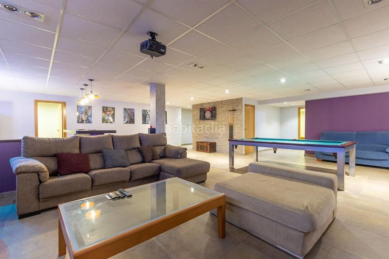 Foto 97de793c-2bdb-4942-8c50-38fc0e3f0bda. Xalet amb calefacció aparcament piscina a Almajada-Ravel Mutxamel