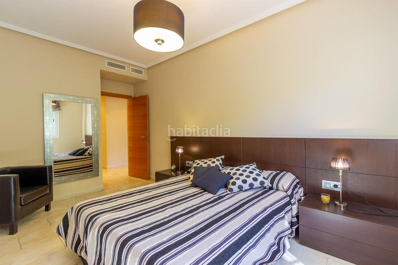 Foto d2c63d0e-1a5b-413c-82aa-e4b4b72dde57. Xalet amb calefacció aparcament piscina a Almajada-Ravel Mutxamel