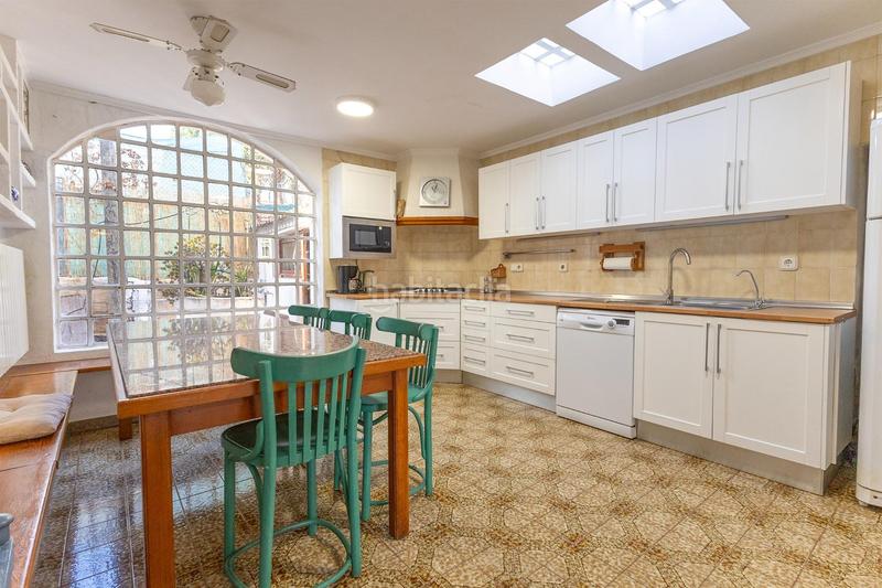 Foto ac619311-bbd6-4028-a054-b25bd7d61bd3. Chalet avec chauffage parking dans Pueblo Español-Coveta Fumá Campello (el)