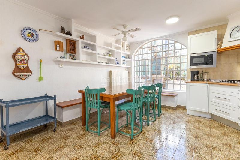 Foto f686e0c3-3a3d-4f2c-a38e-04e255fdb974. Chalet avec chauffage parking dans Pueblo Español-Coveta Fumá Campello (el)