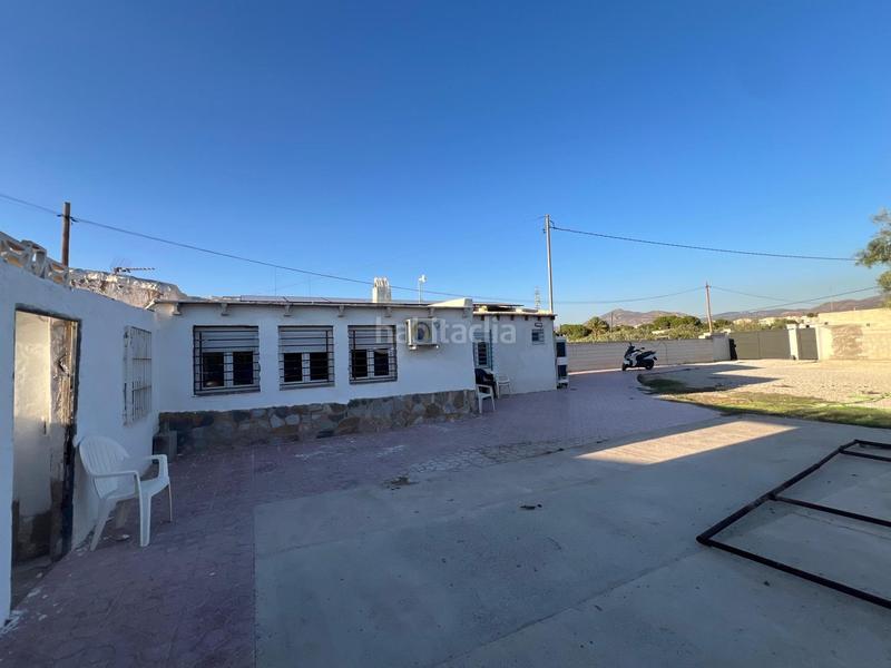 Foto 49d81ff3-659b-4b2d-a6d9-ee173f91a65b. Casa in Las Trescientas-San Francisco-Ciudad Vergel Elda