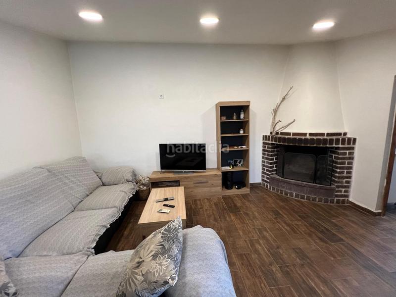 Foto df1c4a6c-5635-4496-a80b-abfbe64fcec1. Casa in Las Trescientas-San Francisco-Ciudad Vergel Elda