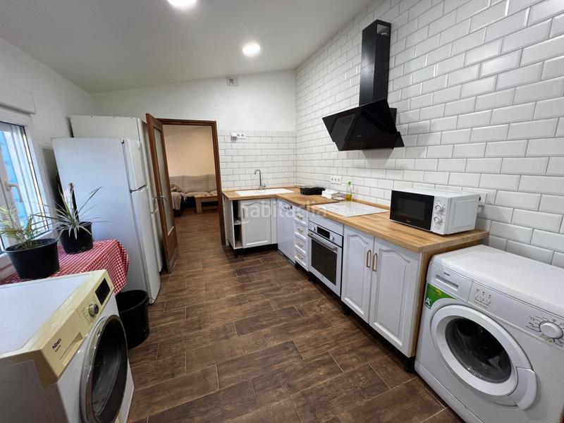 Foto ed8e06da-8b3e-48f7-b053-62877ce3a4d7. Casa in Las Trescientas-San Francisco-Ciudad Vergel Elda