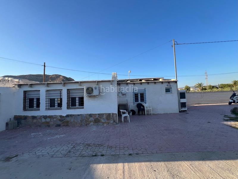 Foto f5f858fd-87ae-419d-ba47-327563f2a453. Casa in Las Trescientas-San Francisco-Ciudad Vergel Elda