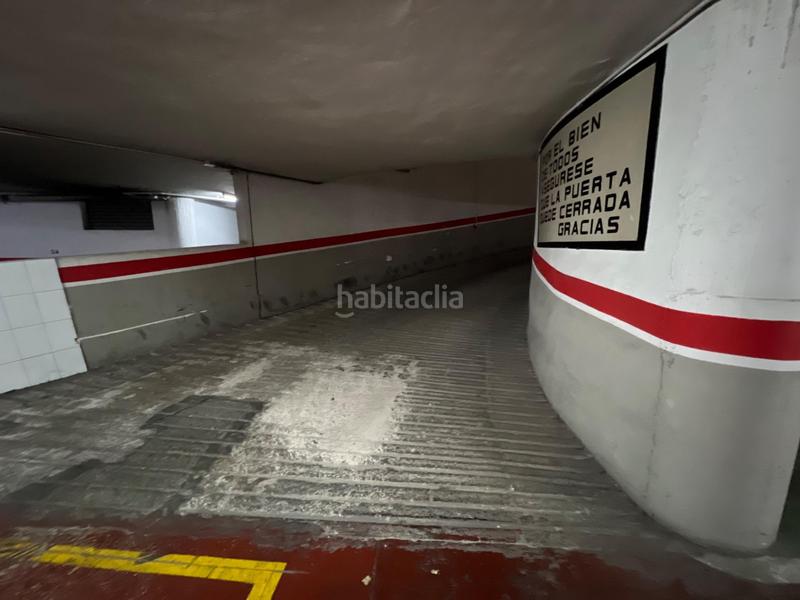 Foto 03f14b89-e878-41fd-b0bd-d4dc1bebf155. Autoparkplatz in calle de amadeo de saboya 2 in Carolinas Altas Alicante