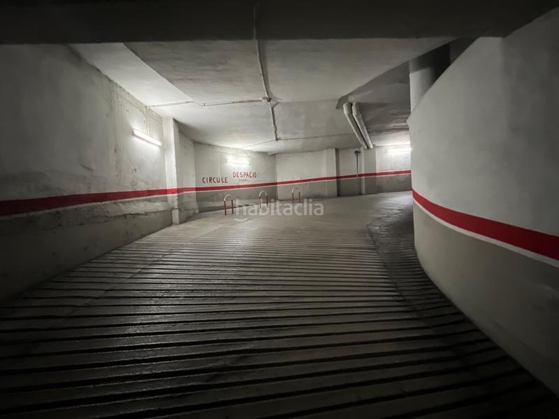 Foto f99171e5-36e6-4862-9549-98a1fe7cb169. Autoparkplatz in calle de amadeo de saboya 2 in Carolinas Altas Alicante