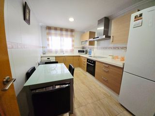 Pis  Calle manuel maestre 30. Luz, amplitud y calidez en el corazon de elda  piso 97 m2 con ga
