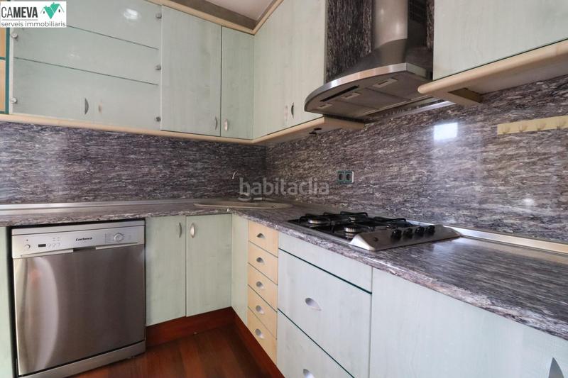 Foto b01b0e8c-35e5-42cc-8fc6-f2fbd4c99b12. Zweistöckige wohnung mit heizung in Covadonga Sabadell