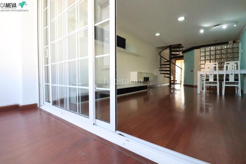 Foto c80ff78c-c73a-4ece-9a5b-c891df84c62b. Zweistöckige wohnung mit heizung in Covadonga Sabadell