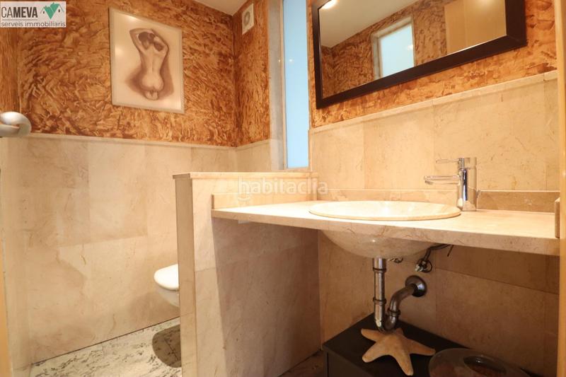 Foto 3c4d3067-7016-4fbe-b9bf-783b284153ad. Casa 4 habitaciones, 2 terrazas y garaje en Centre Sabadell