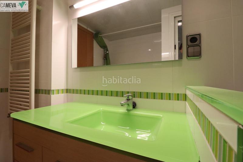 Foto 817bd31c-7f21-4bf4-8ef5-33a836a9f8c4. Casa 4 habitaciones, 2 terrazas y garaje en Centre Sabadell