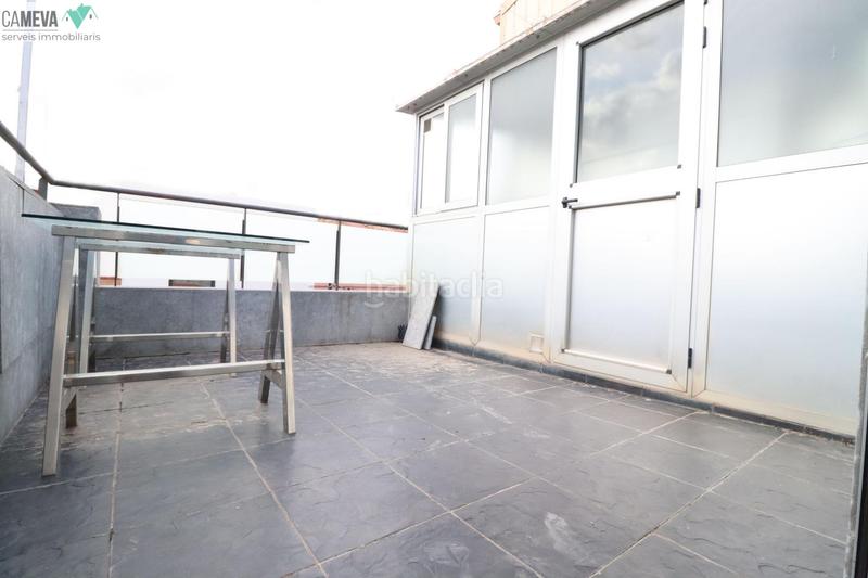 Foto faa706f1-e79b-4b42-84c7-509204f962f4. Casa 4 habitaciones, 2 terrazas y garaje en Centre Sabadell