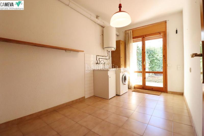 Foto 982584bd-bcea-4076-a8a8-a9196bd7e40b. Casa adossada amb calefacció aparcament a Eixample - Can Bogunyà Castellar del Vallès