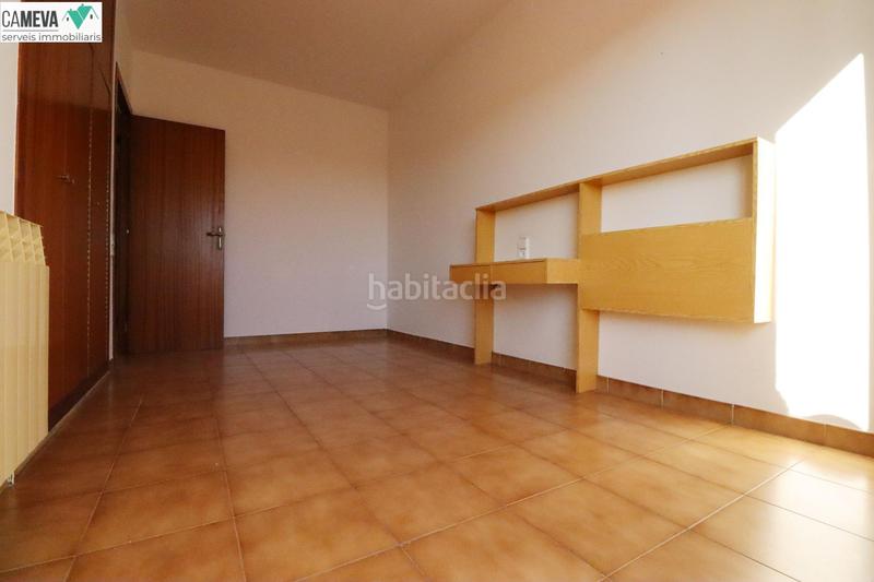 Foto a7d78630-8b38-4132-891d-7f9305930e13. Casa adossada amb calefacció aparcament a Eixample - Can Bogunyà Castellar del Vallès