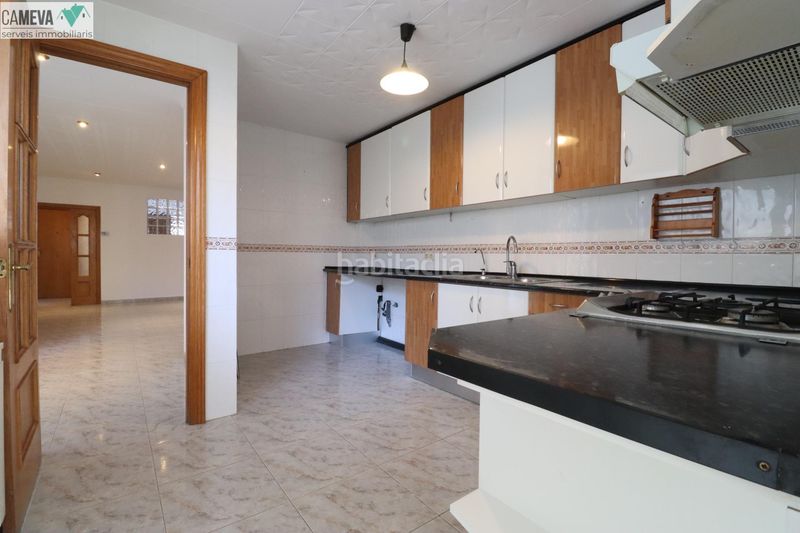 Foto 04a8ecf9-ffa4-4942-bd84-1ad074ff395a. Piso 4 habitaciones. totalmente exterior en Ca n'Anglada Terrassa