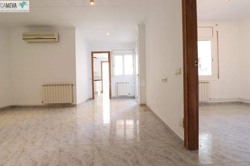 Foto c003d835-bb5f-4d9e-a3f6-b35fecbadb0d. Piso 4 habitaciones. totalmente exterior en Ca n'Anglada Terrassa