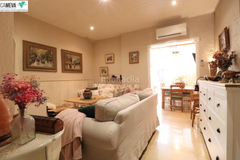 Foto b8a2c3c2-4fb5-418b-9e8e-9bb55bf96884. Piano terra con riscaldamento in Progrés - Pep Ventura Badalona