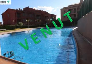 Apartament a Marina de Sant Jordi. Apartamento, 3 habitaciones, parking, piscina y playa