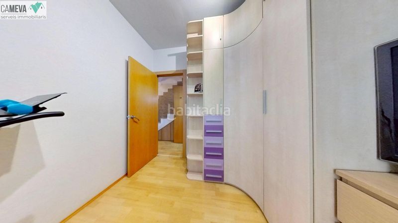 Foto 5c90fc50-7b1a-465f-8b26-06029dc6fc27. Dúplex precioso duplex, 3 habitaciones y amueblado en Sabadell