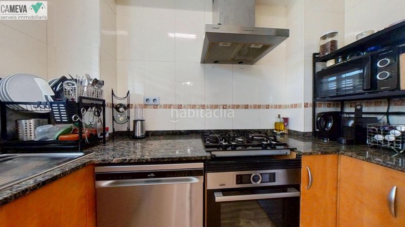 Foto c3f88c60-ec9a-489c-aac4-43b7cd3c7b24. Dúplex precioso duplex, 3 habitaciones y amueblado en Sabadell
