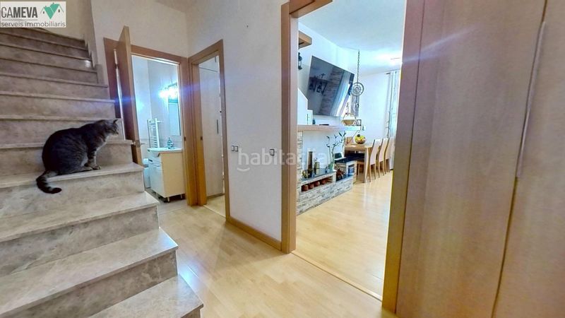 Foto c5c745f0-e5e7-4855-88e3-9228aef4eeae. Dúplex precioso duplex, 3 habitaciones y amueblado en Sabadell