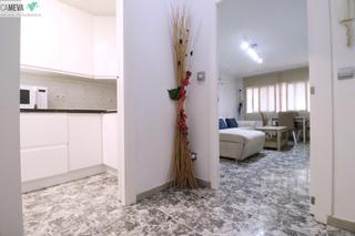 Pis a Montcada Centre - La Ribera. 4 dormitorios, 2 baños y piscina