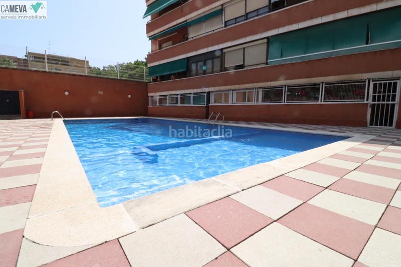 Foto db987b7d-1279-46db-a319-2d9b8fe39e21. Pis amb calefacció piscina a Montcada Centre - La Ribera Montcada i Reixac