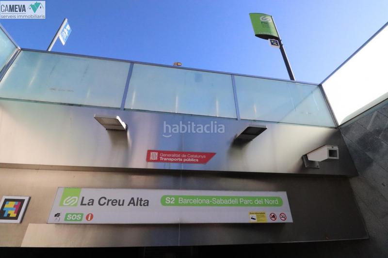 Foto 111e8bc7-003c-41fb-838b-2e815f69e638. Duplex avec chauffage parking dans Creu Alta Sabadell