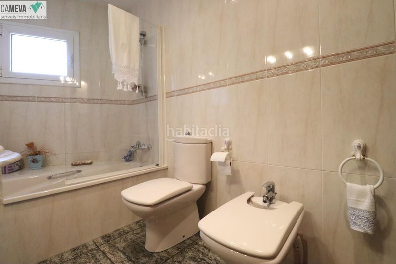 Foto 01a8ee0d-f02a-4912-9561-e181c2027cc9. Casa amb calefacció aparcament piscina a Les Fonts Terrassa
