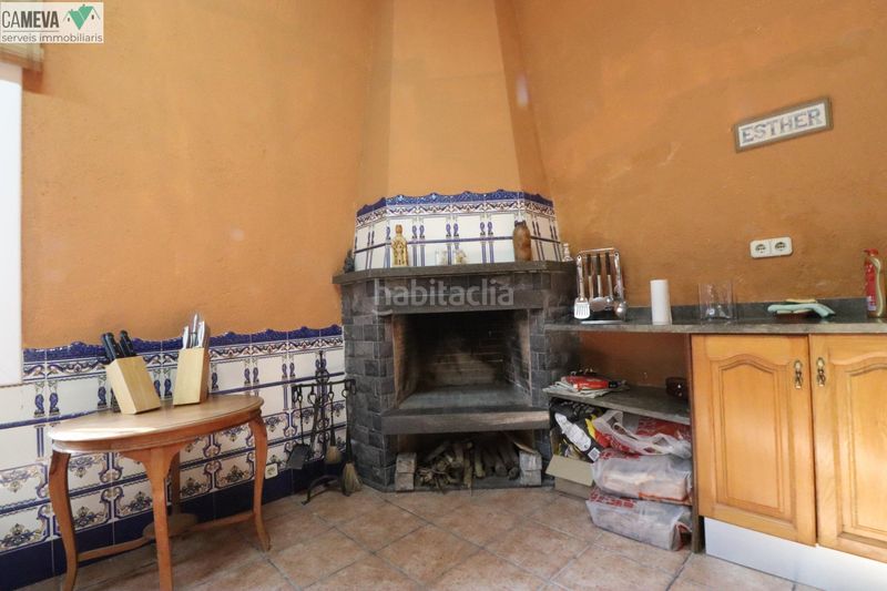 Foto 0c2e7b91-0846-4b3e-9291-c6561c34a711. Casa amb calefacció aparcament piscina a Les Fonts Terrassa