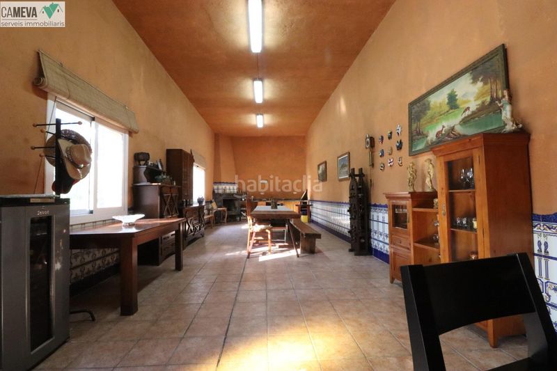 Foto 49b7379b-61af-4071-b8c1-7f77b7ce980b. Casa amb calefacció aparcament piscina a Les Fonts Terrassa