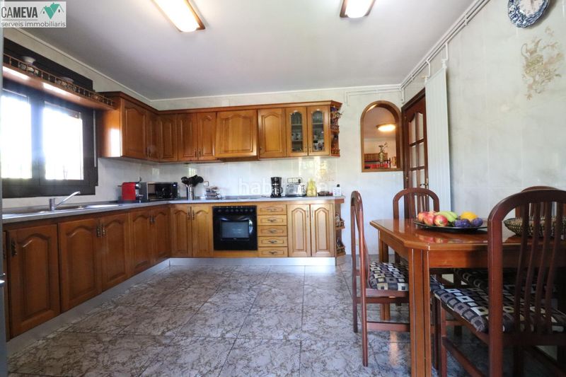 Foto 4e7c8ca7-1e6a-4823-b966-88611fc106b5. Casa amb calefacció aparcament piscina a Les Fonts Terrassa