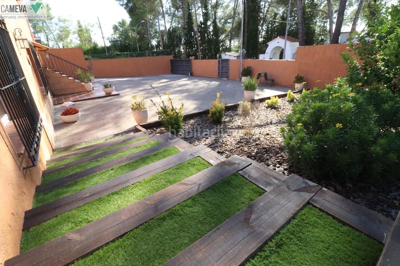 Foto 68007a91-0ce0-4cf9-821d-4d39ea83e0c8. Casa amb calefacció aparcament piscina a Les Fonts Terrassa