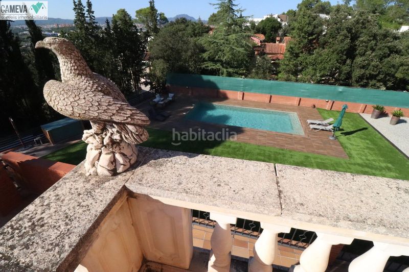 Foto 9547e5c9-9527-4e95-8761-9c492d2d82db. Casa amb calefacció aparcament piscina a Les Fonts Terrassa
