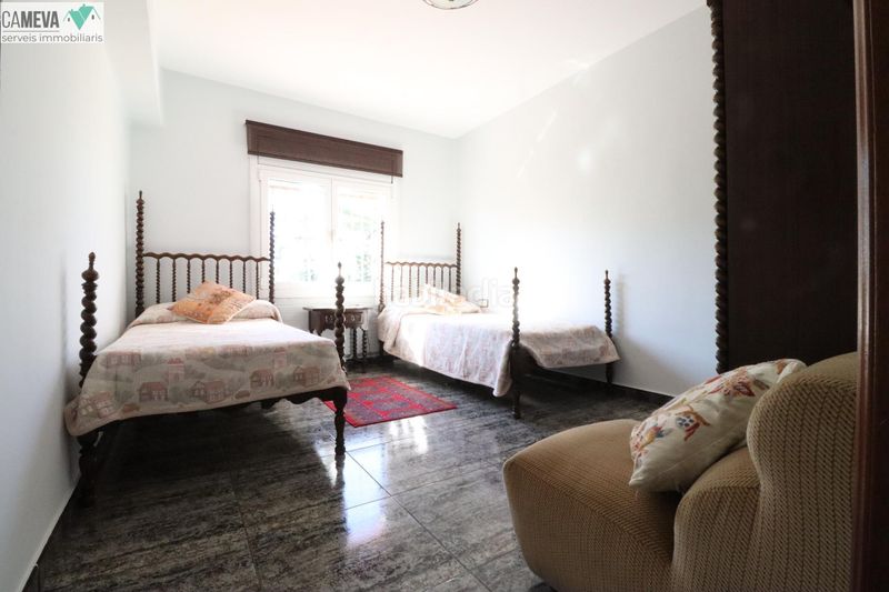 Foto baf60865-402d-4369-a0c7-c1b0ac314854. Casa amb calefacció aparcament piscina a Les Fonts Terrassa