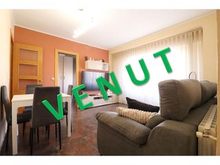 Flat in Can Rull. Reformado, 3 dormitorios y con ascensor