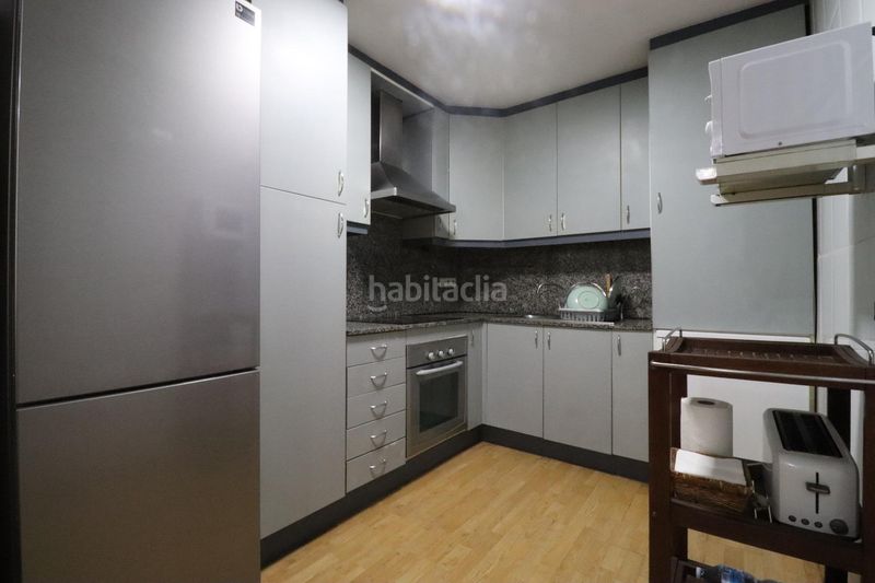 Foto b74e6d26-2cda-45e4-979a-98c054f7a4ae. Pis amb calefacció a Hostafrancs Sabadell