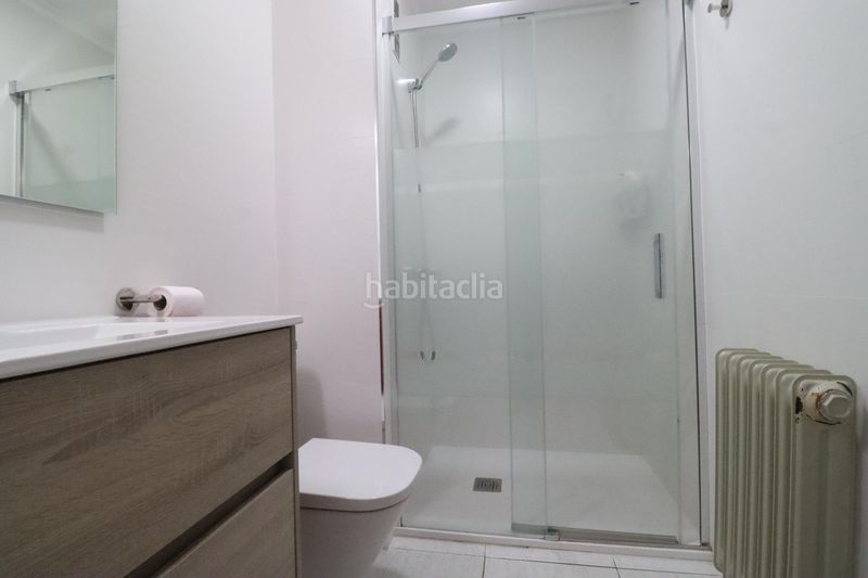 Foto 7a332618-e61f-4935-b7d3-7c6af720b9d5. Planta baixa amb calefacció aparcament a Centre Sabadell