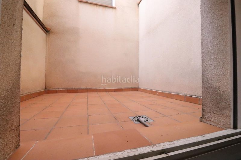 Foto e1e8bb36-d482-4e7a-8d69-abfac2c7ccf1. Planta baixa amb calefacció aparcament a Centre Sabadell