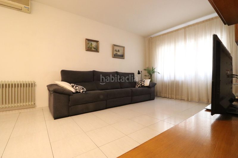 Foto fde28a0c-8b77-4389-8f9a-e51ed2225916. Planta baixa amb calefacció aparcament a Centre Sabadell