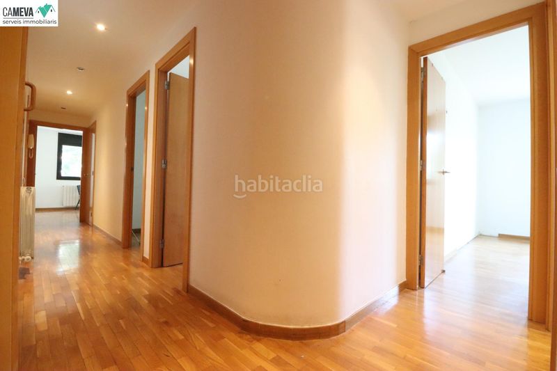 Foto d99e5766-09da-45a6-9ada-e78b6d85ac37. Pis amb calefacció aparcament a Eixample Sabadell