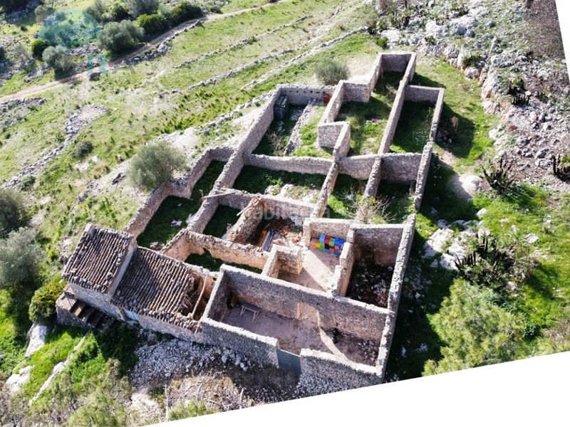 Foto 5da2135f-629f-47df-bbff-42659c5d85bc. Casa a Vall de Gallinera (La)