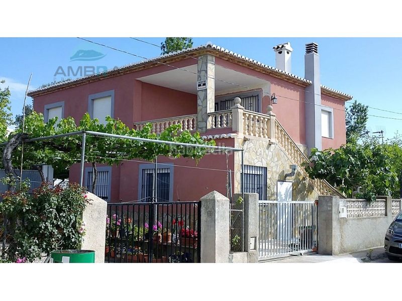 Foto 03ea7672-a0b8-44bd-a453-829e6ccf1e7f. Xalet amb aparcament a Oliva nova Oliva