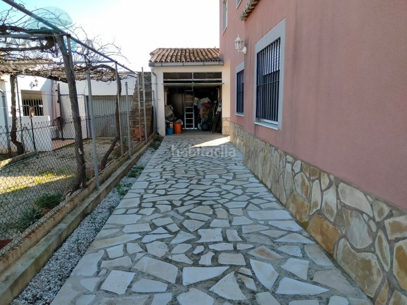 Foto 44992f09-baeb-489c-97c2-9086b096cfec. Xalet amb aparcament a Oliva nova Oliva