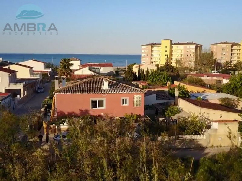 Foto de8a39ed-9e51-4a4a-924f-afceb3cc4f1c. Xalet amb aparcament a Oliva nova Oliva