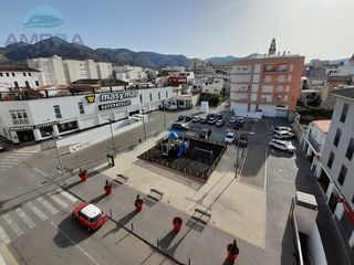 Location Appartement  Calle denia. Alquiler anual piso con garaje