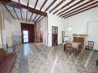 Haus  Calle mar. Casa de pueblo con patio para reformar